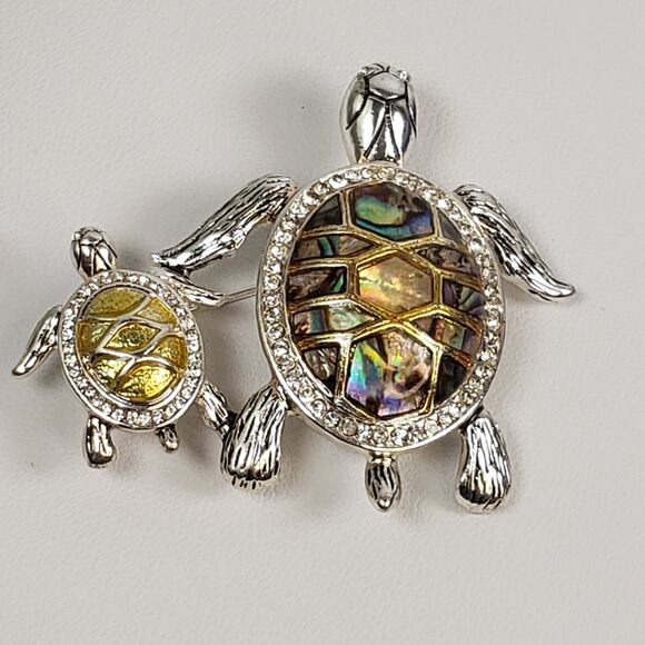 Vintage Signed Napier Turtle With Baby Abalone Shell & Rhinestone Accents Brooch - Picture 2 of 14